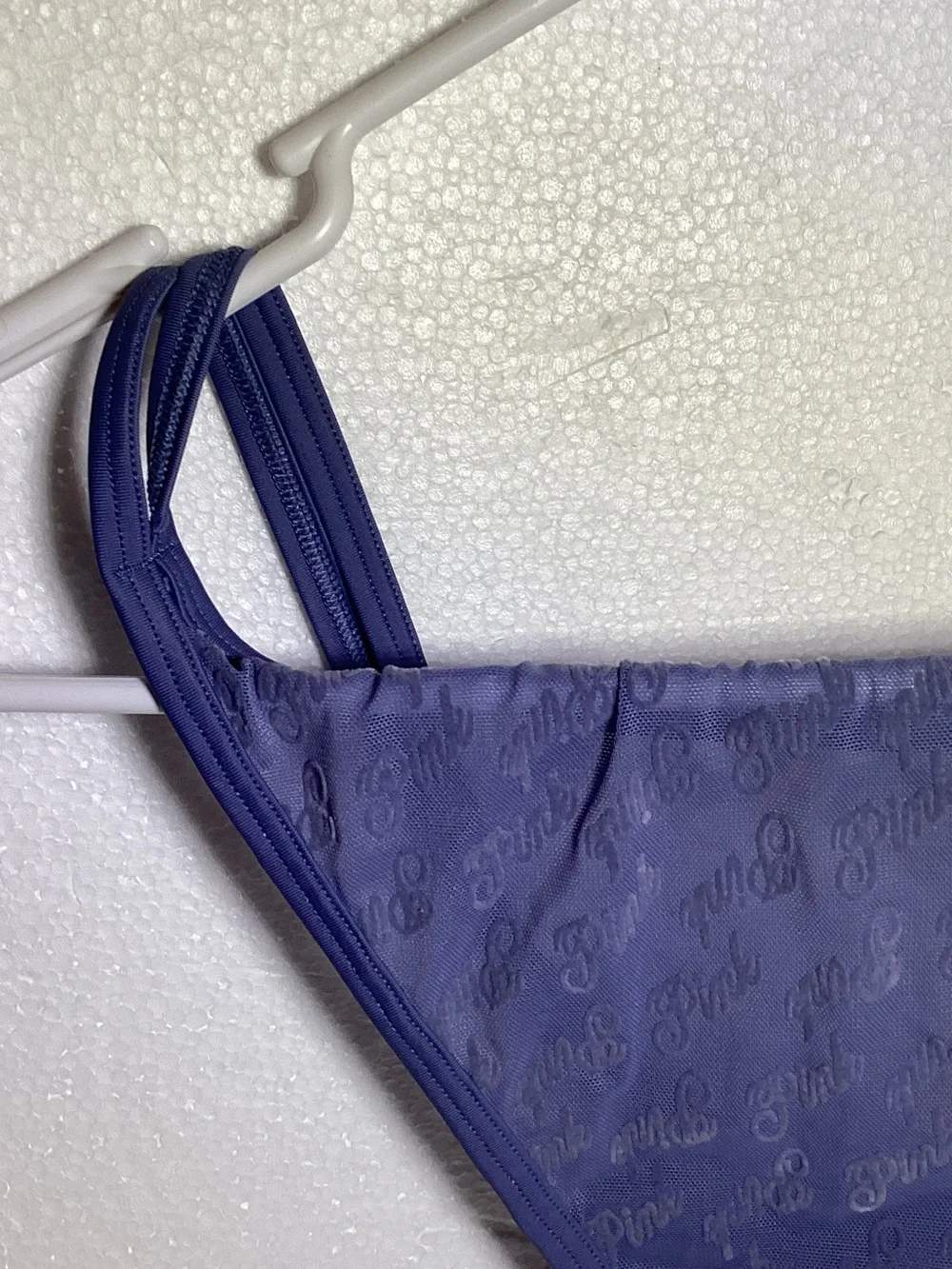 PINK Victoria's Secret Navy Logo-Print High-Cut Panty